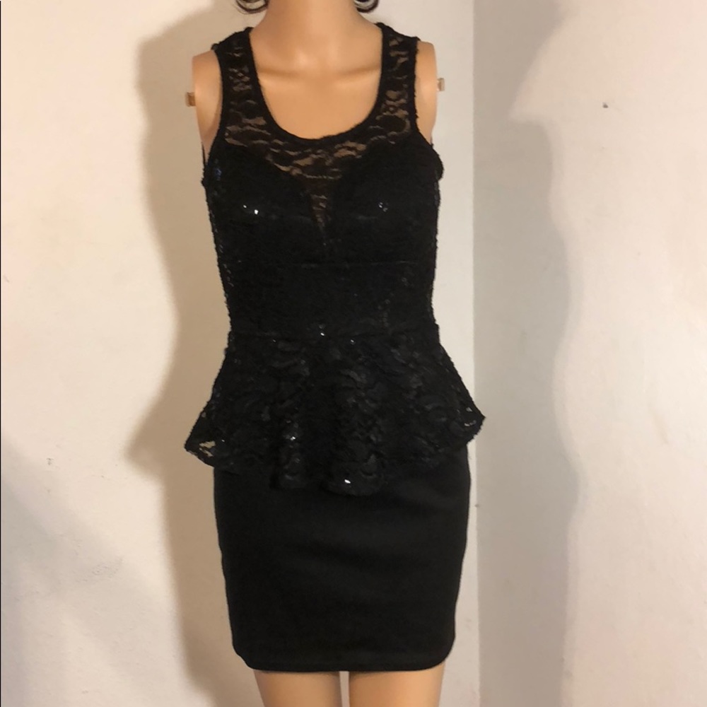 🎉5️⃣ for 2️⃣5️⃣ 🎉
PAPAYA Cocktail dress